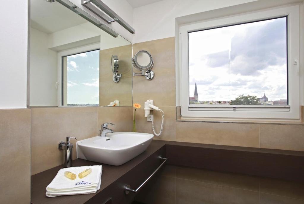 Hotel Warnow Rostock Ruang foto